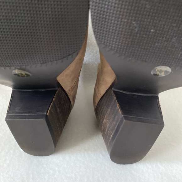 Steve Madden Size 6M Taupe Leather Ankle Boots - Picture 16 of 16